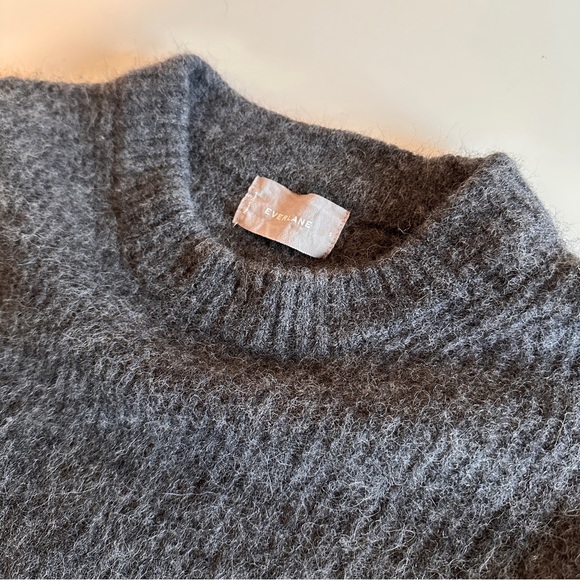 Everlane The Oversized Alpaca Crew - Picture 6 of 11